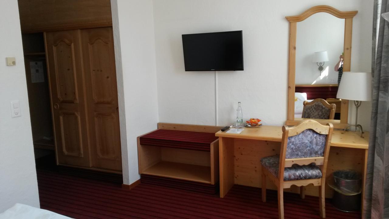 Hotel Baeren Sumiswald Eksteriør billede